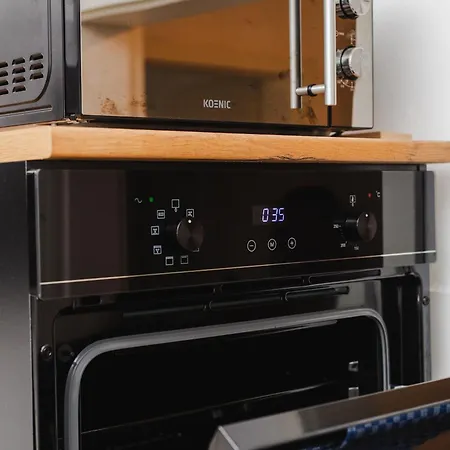 Dortmunder Erdgeschoss-luxusloft Mit Grossen Balkon, Netflix Und 250 Mbytes Highspeed Wifi Lägenhet