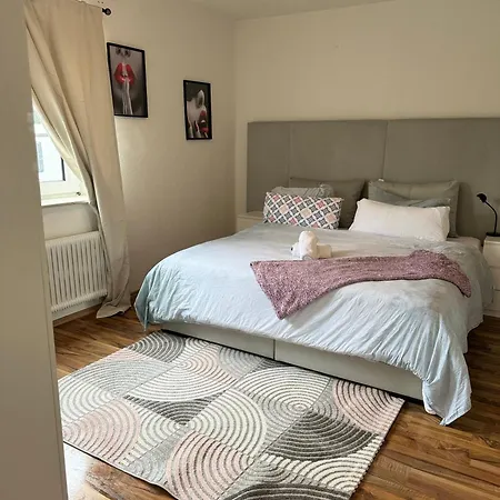 Dortmunder Erdgeschoss-luxusloft Mit Grossen Balkon, Netflix Und 250 Mbytes Highspeed Wifi * Wilhelmshohe