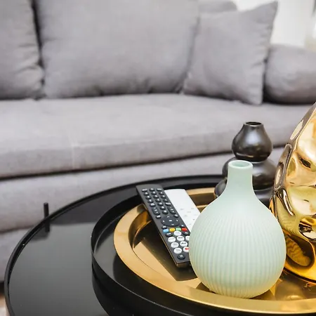 Dortmunder Erdgeschoss-luxusloft Mit Grossen Balkon, Netflix Und 250 Mbytes Highspeed Wifi *