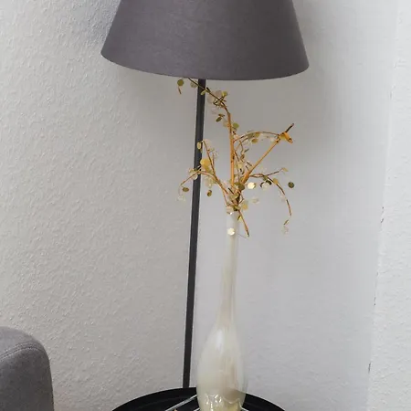 Апартаменты Dortmunder Erdgeschoss-luxusloft Mit Grossen Balkon, Netflix Und 250 Mbytes Highspeed Wifi Wilhelmshohe