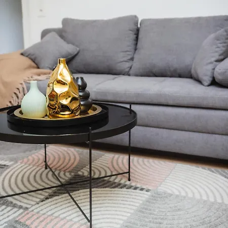 Апартаменты Dortmunder Erdgeschoss-luxusloft Mit Grossen Balkon, Netflix Und 250 Mbytes Highspeed Wifi Wilhelmshohe