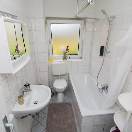 Dortmunder Erdgeschoss-luxusloft Mit Grossen Balkon, Netflix Und 250 Mbytes Highspeed Wifi *