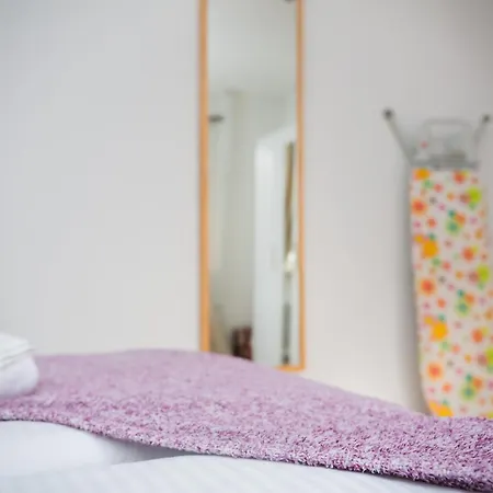 Dortmunder Erdgeschoss-luxusloft Mit Grossen Balkon, Netflix Und 250 Mbytes Highspeed Wifi Lägenhet *