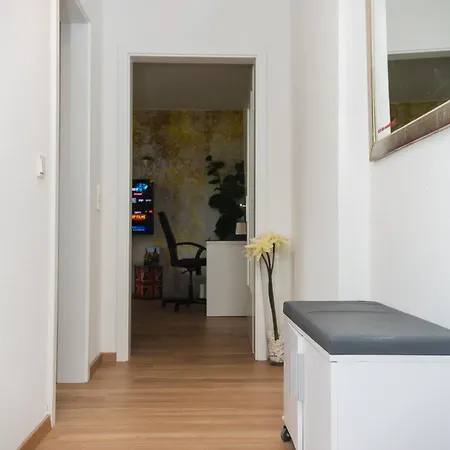 Lägenhet Dortmunder Erdgeschoss-luxusloft Mit Grossen Balkon, Netflix Und 250 Mbytes Highspeed Wifi