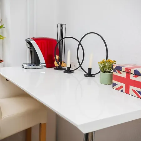 Dortmunder Erdgeschoss-luxusloft Mit Grossen Balkon, Netflix Und 250 Mbytes Highspeed Wifi * Wilhelmshohe