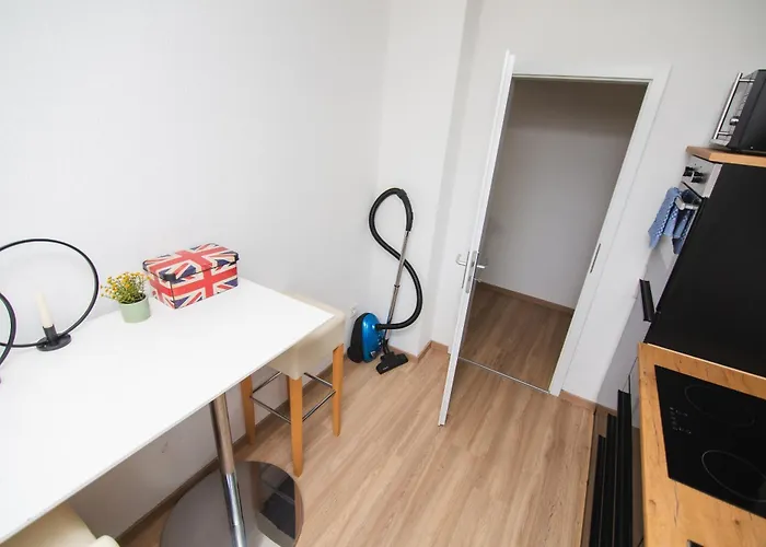 Dortmunder Erdgeschoss-luxusloft Mit Grossen Balkon, Netflix Und 250 Mbytes Highspeed Wifi *